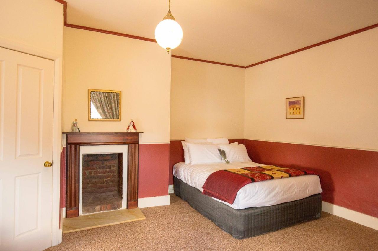 St Andrew'S Inn Conara Junction Esterno foto